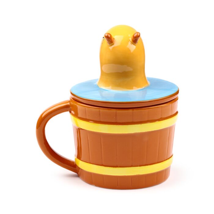 Mug avec couvercle capybara design kawaii - vue de dos