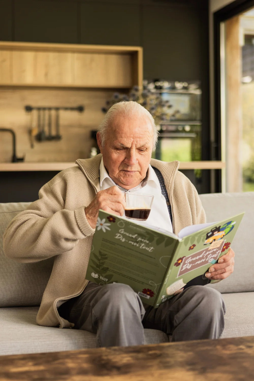 Livre "Grand père dis-moi tout"
